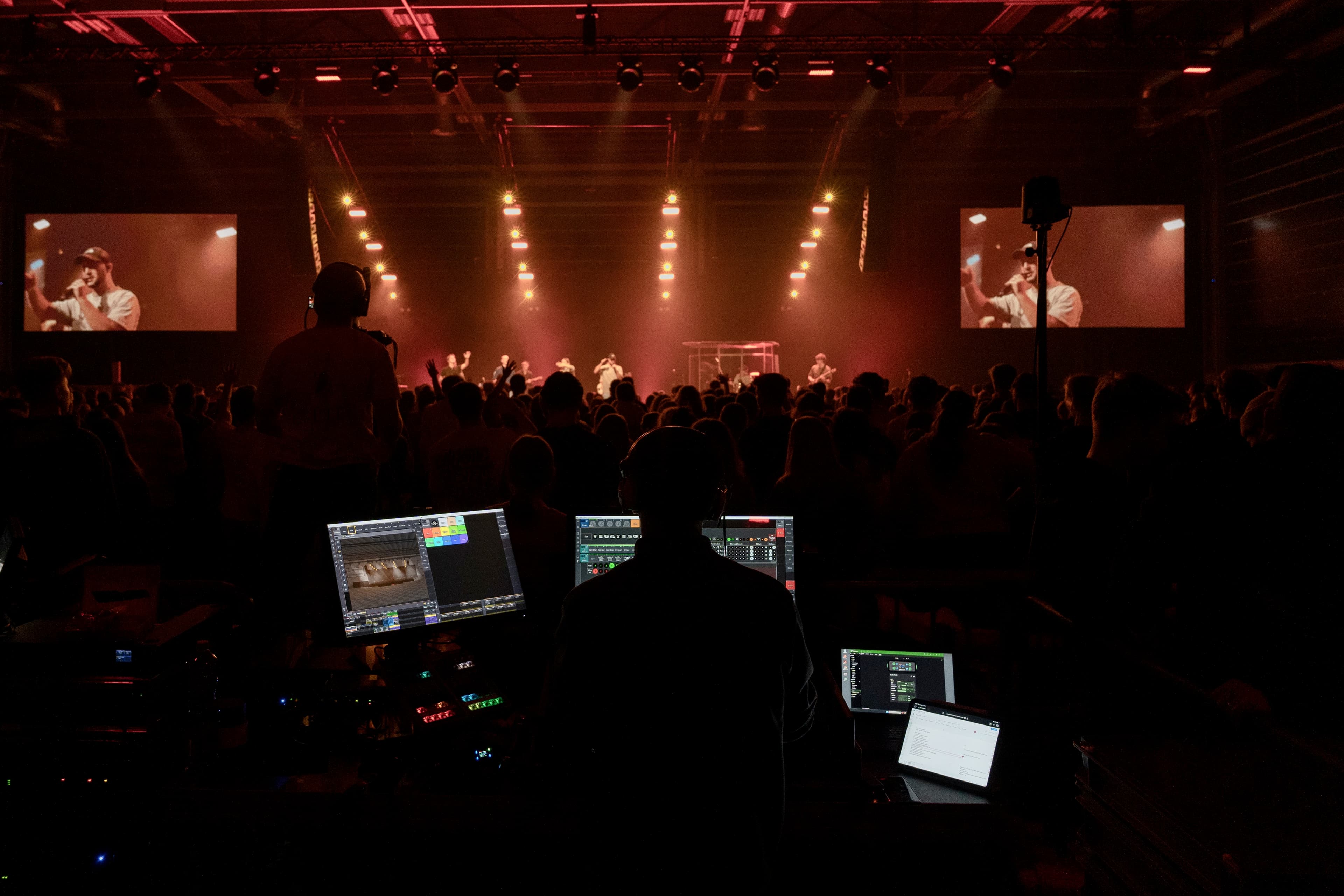 Levyn Schneider, lighting operator and creator of QTracks